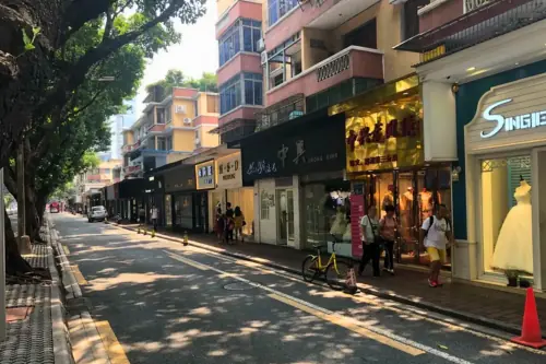 بازار لباس عروسی هایژو گوانگجو Guangzhou Haizhu Wedding Dress Street